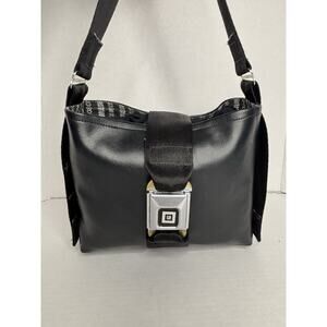 GM Seat Belt functioning Buckle Black shoulder bag purse automotive style